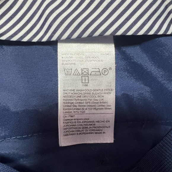 Banana Republic Women’s Deep Blue Plaid Patterned Cropped Dress Pants - Picture 9 of 10